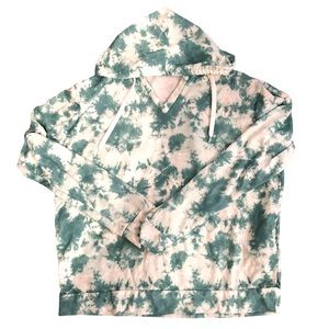 2/$20 Women’s green and white tie dye hooded pull over sweatshirt size large